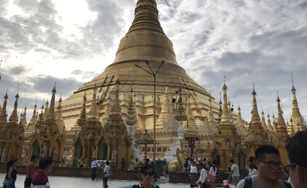 Studiereisverslag Myanmar van Edwin