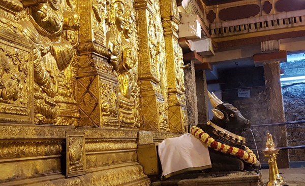 Nandi Tirtha Kalyani Kshetra Tempel, Bangalore