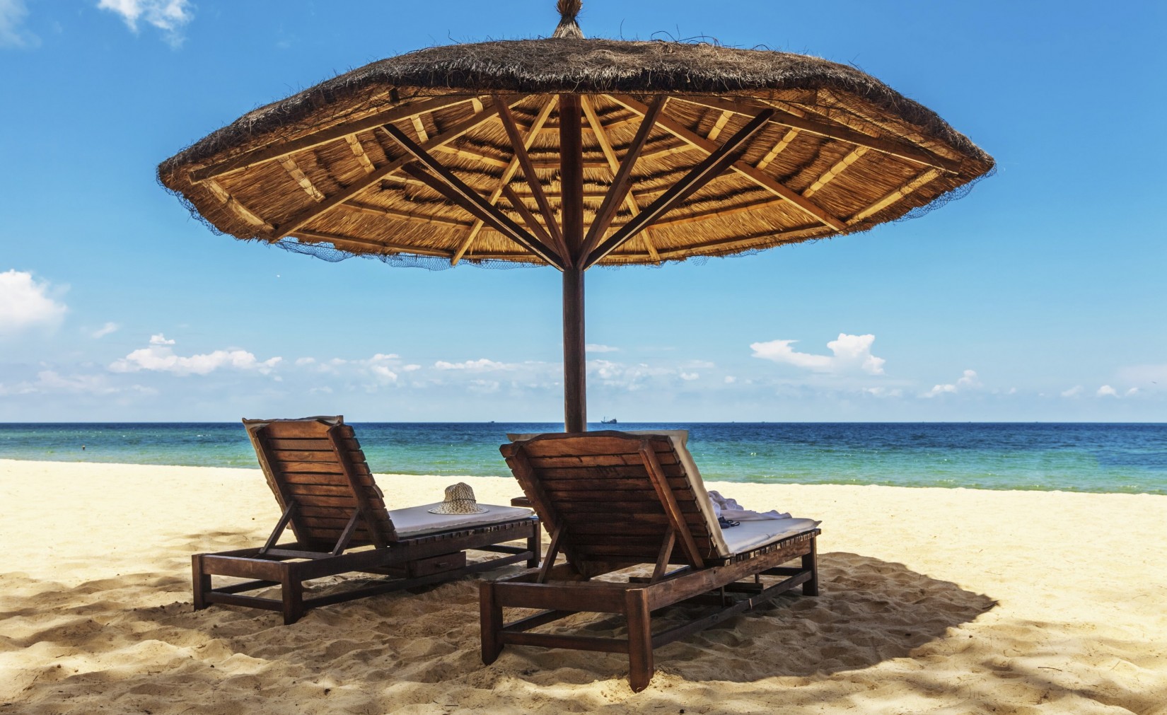 7-ontspannen-aan-het-strand-webb-1427885150
