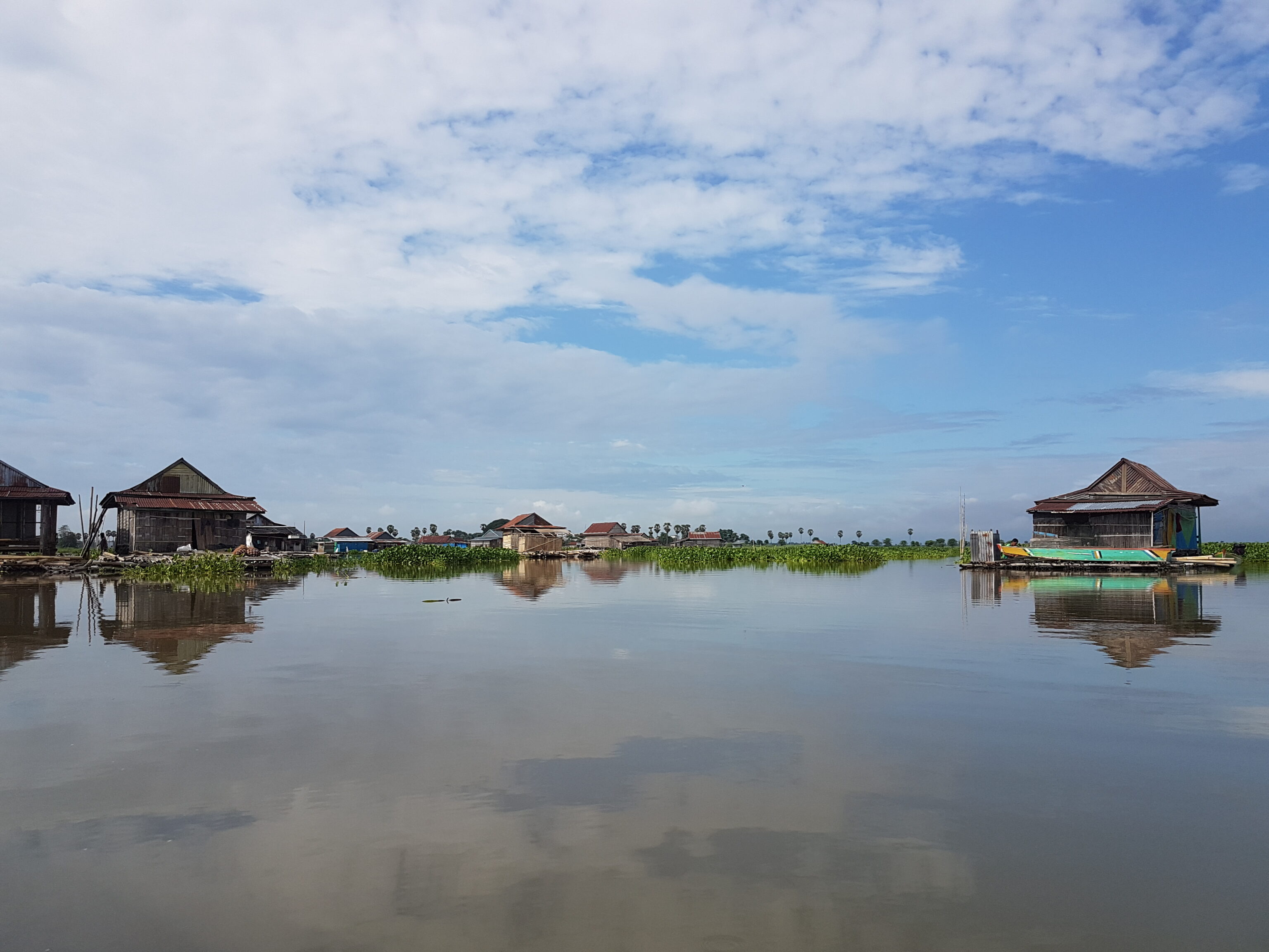 Sengkang - drijvend dorp op het Tempe meer
