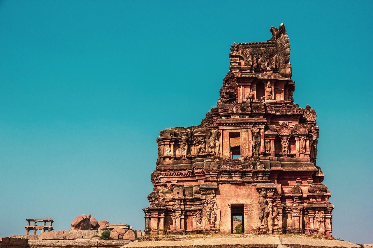 India-Hampi-balajisrinivasan-architecture-4931240_1280