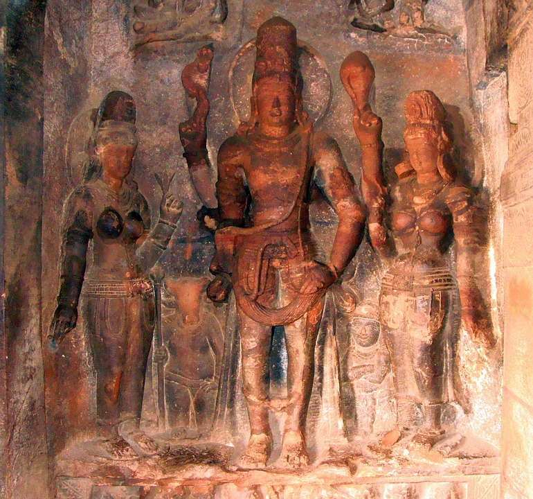 India-sarangib-badami-173785_960_720