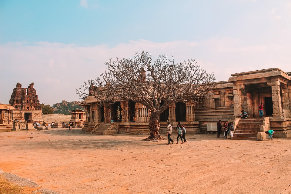 Pixabay-Rajesh_Ram-India-hampi-6957603_960_720