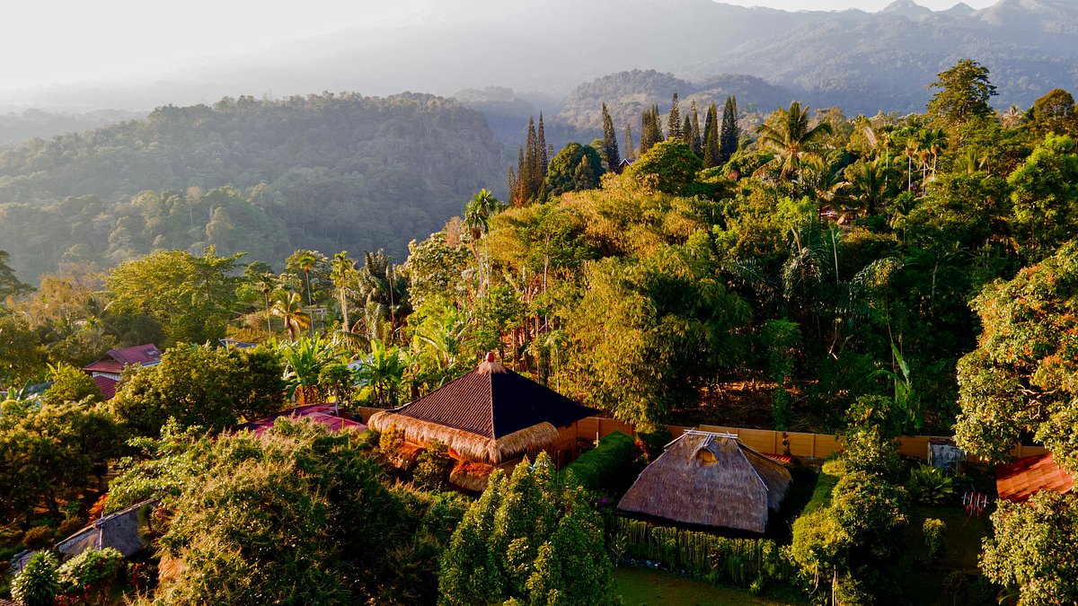 Bale Kayu restaurant Senaru