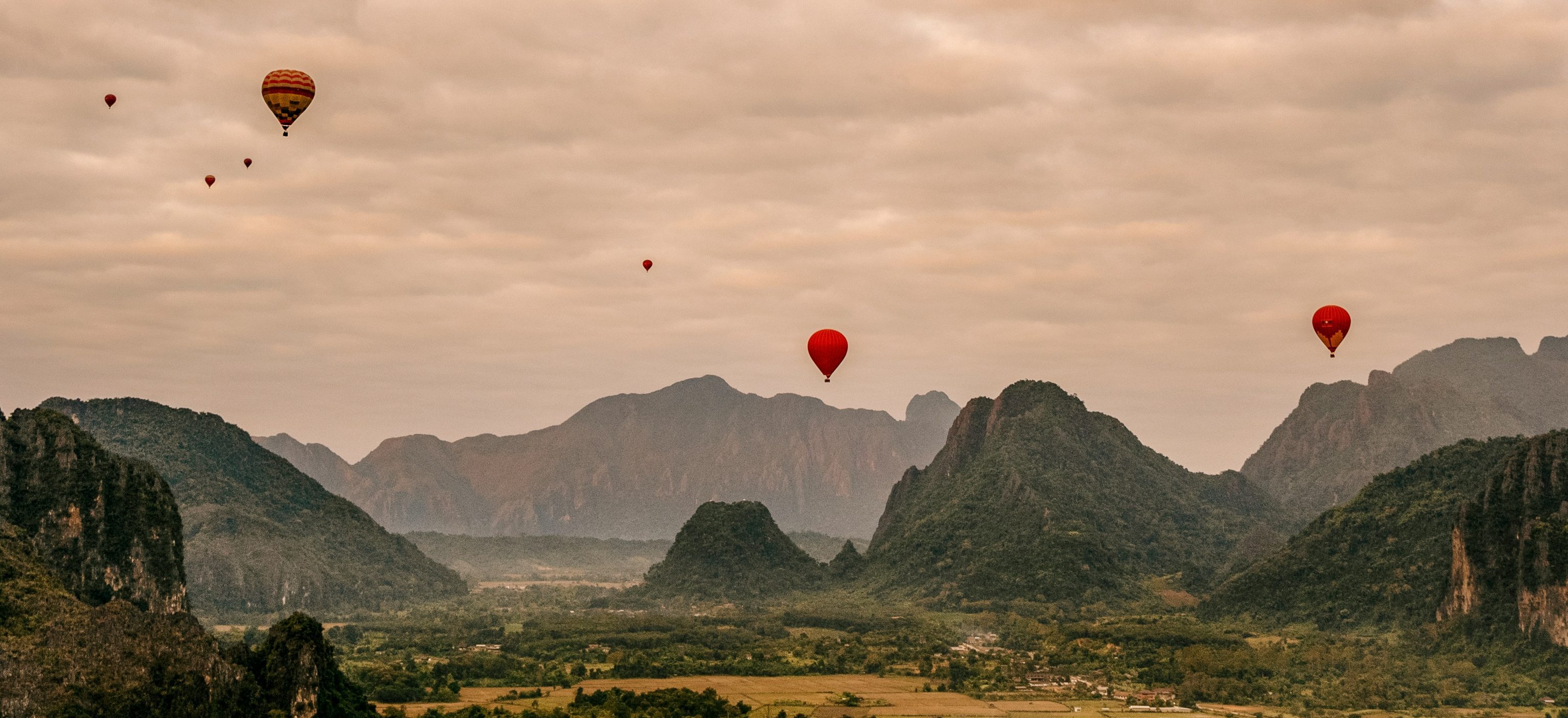 Zonsondergang bij Vang Vieng