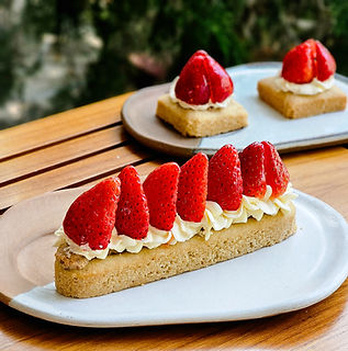 Kochi Zera Noya Dutch Bakery Cake