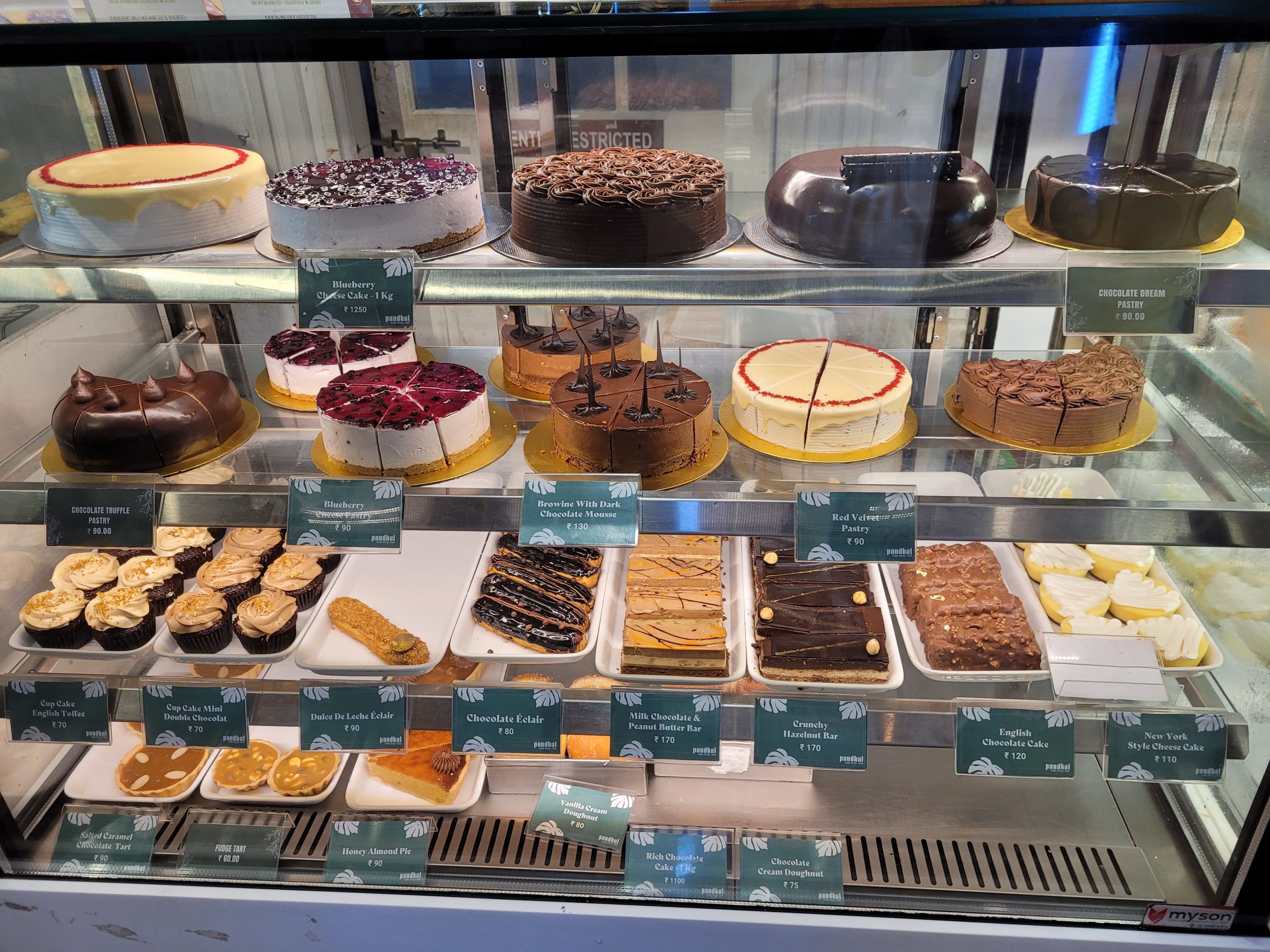 Kochi Pandhal Hall Cafe Cakes