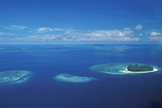 Kura Kura Resort Menyawakan Island, Karimunjawa-archipel