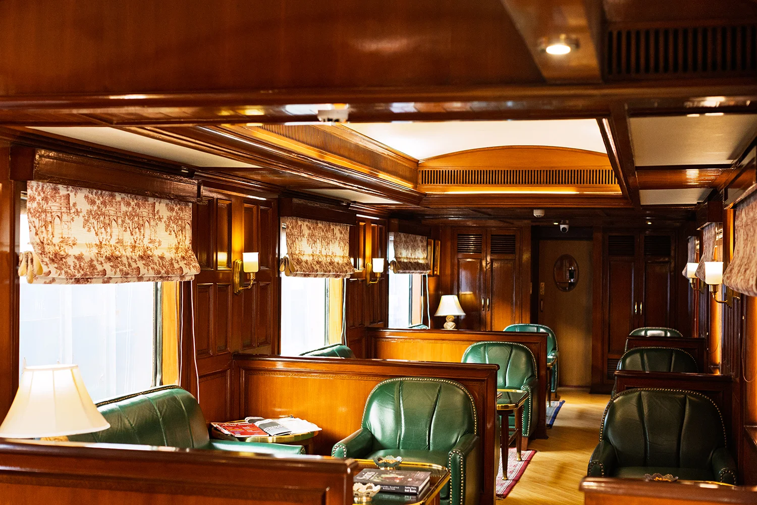 maharaja express raja club
