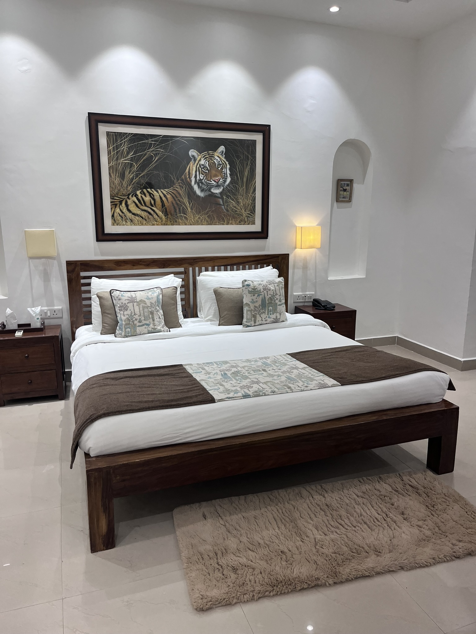 Tiger Den Resort Bandhavgarh